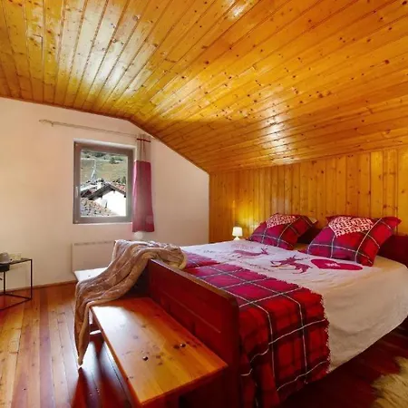 Apartamento Alpine Majestic Escape - Balcone Sulle Piste Di Sci Cir 0102