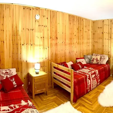 公寓 Alpine Majestic Escape - Balcone Sulle Piste Di Sci Cir 0102